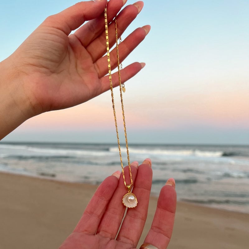 Vintage Mermaid Pearl Shell Necklace